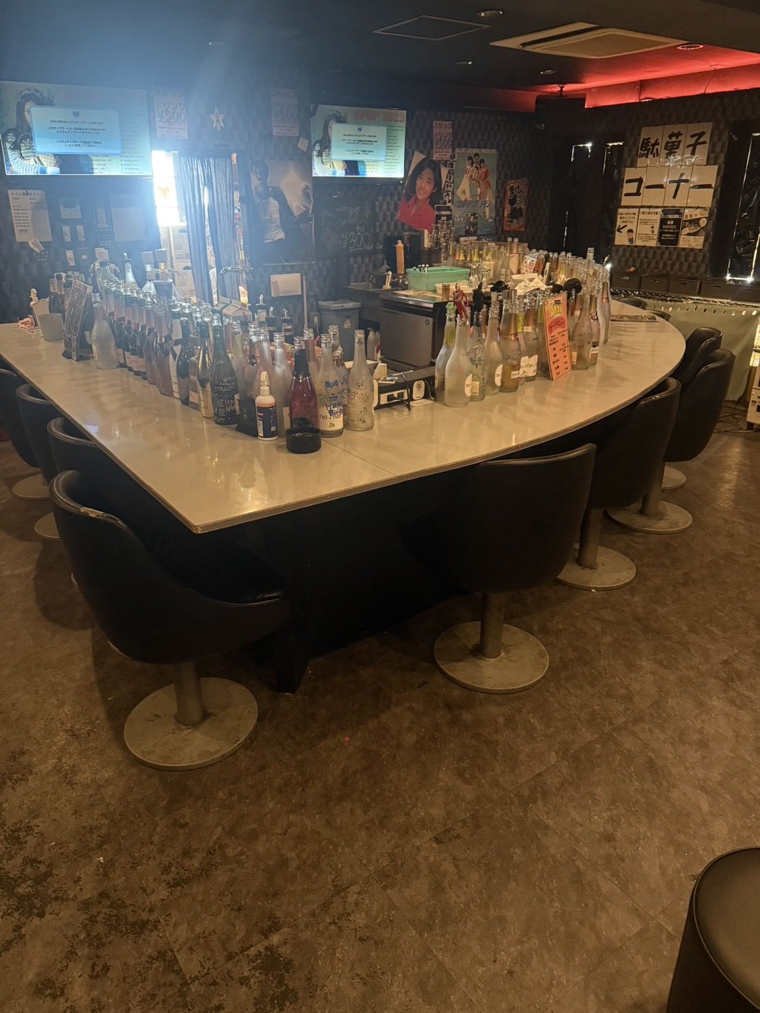 Bar A Day 川崎店 店内写真